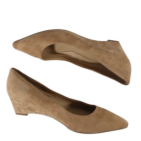 NWOT! TALBOTS! FAWN BEIGE/TAN GENUINE SUEDE LEATHER WEDGE HEEL PUMPS! SZ 9M - Picture 6 of 10